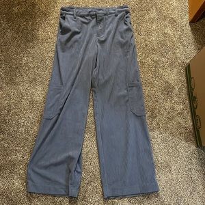 Brand New Wild Fable Soft Lounge Cargo Pants!